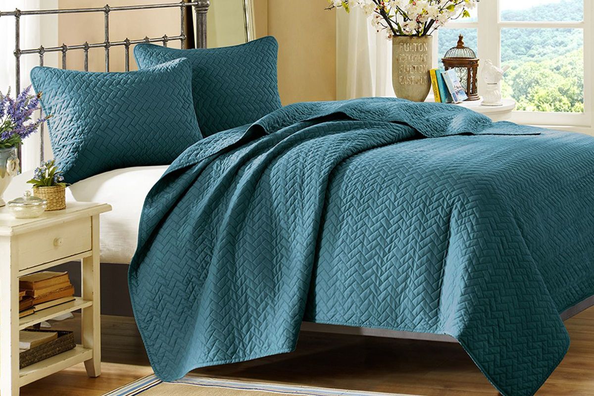 King Coverlet Sets
