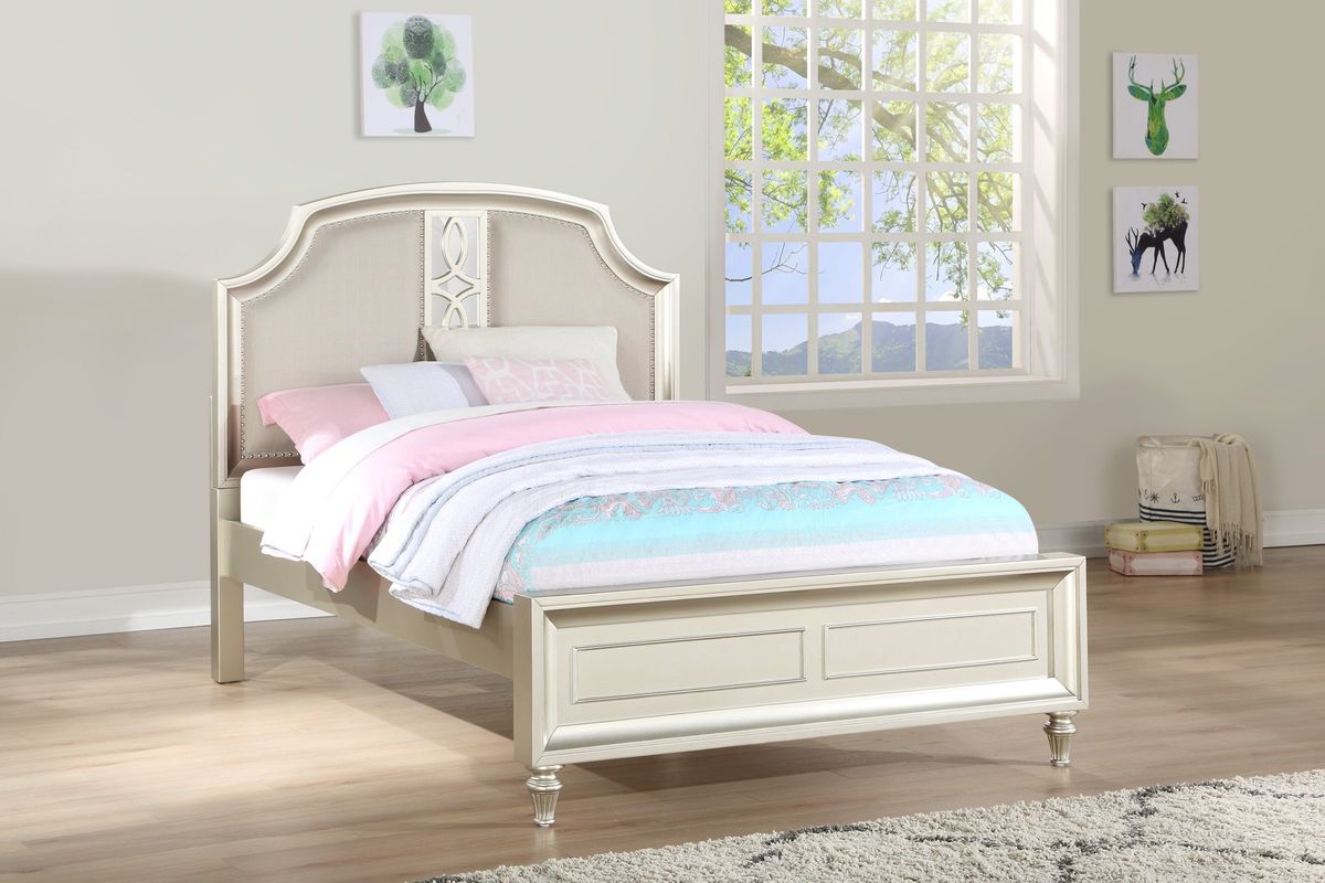 Colleen Full Bed at GardnerWhite