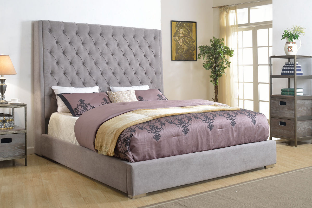 Grayling Queen Bed at GardnerWhite